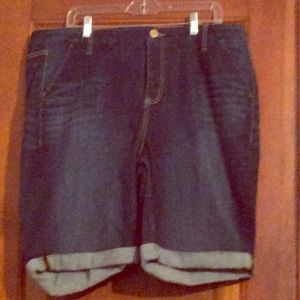 Lane Bryant Bermuda shorts